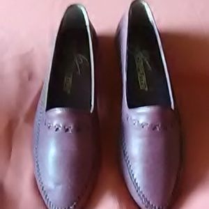 Giorgio Brutini dress or casual shoe